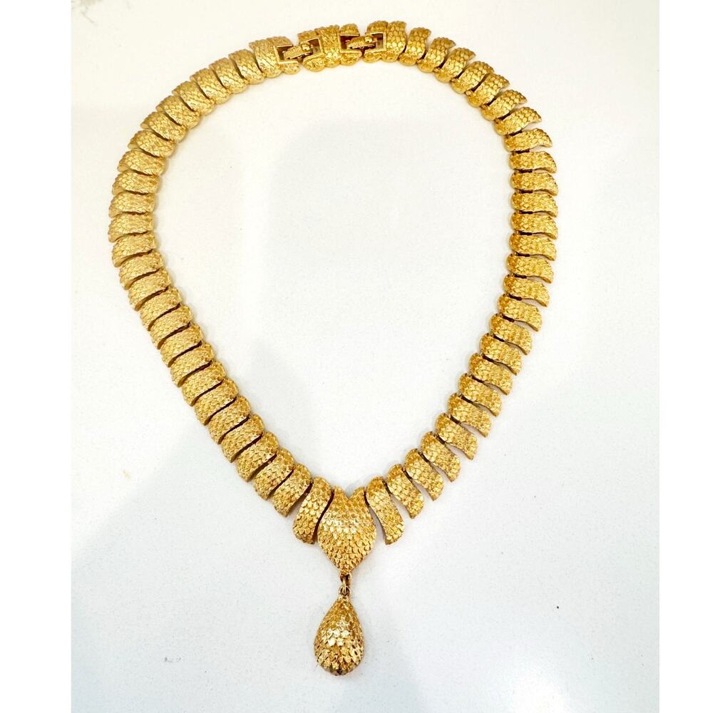 Vintage Signed Monet Gold Tone Textured Necklace | Collar with Teardrop Pendant